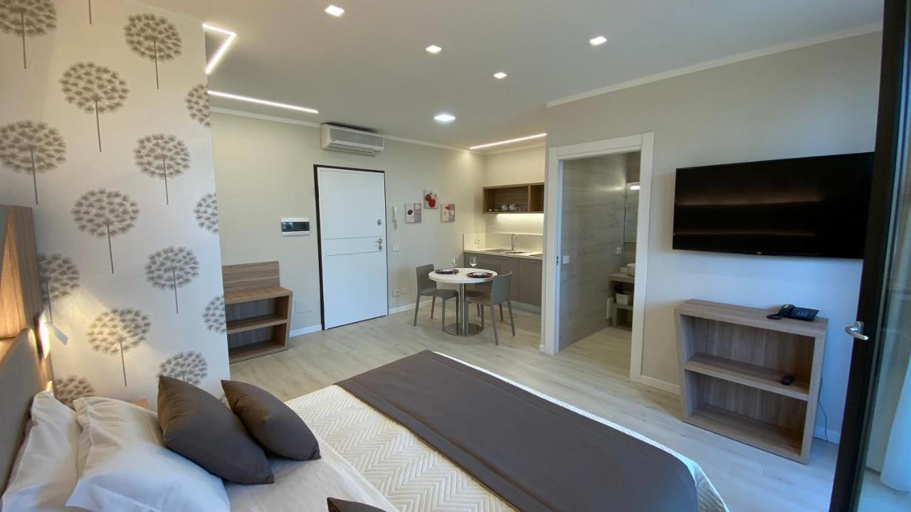Ca Dell'Orto Rooms & Apartments Verona Bagian luar foto