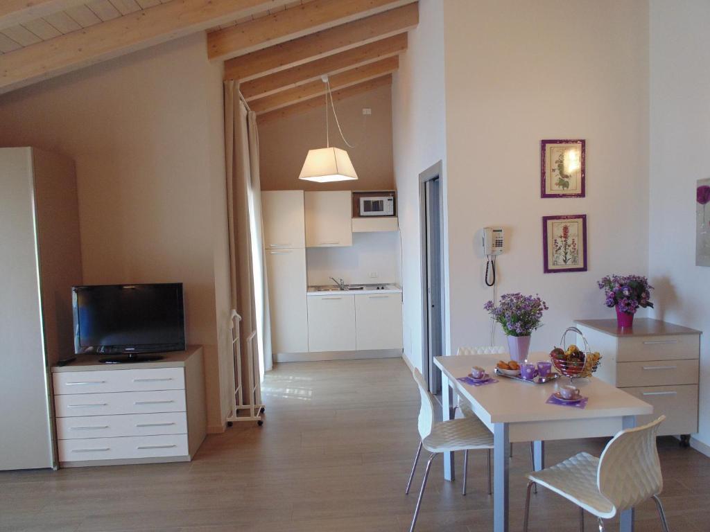 Ca Dell'Orto Rooms & Apartments Verona Bagian luar foto
