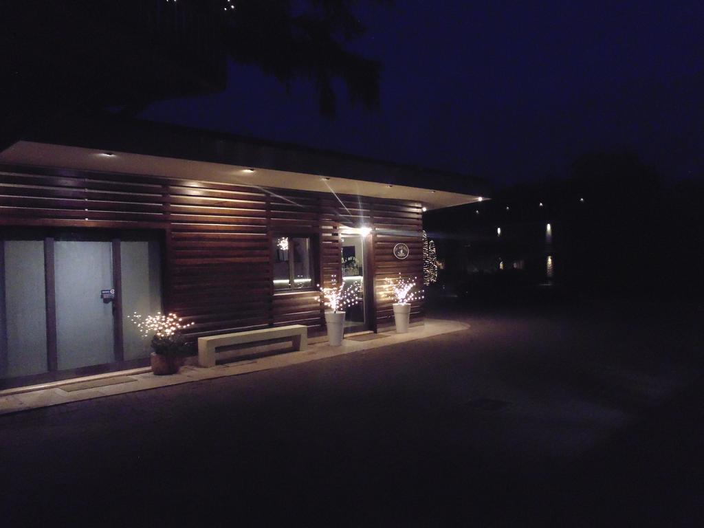 Ca Dell'Orto Rooms & Apartments Verona Bagian luar foto