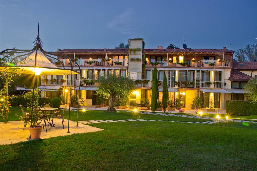 Ca Dell'Orto Rooms & Apartments Verona Bagian luar foto