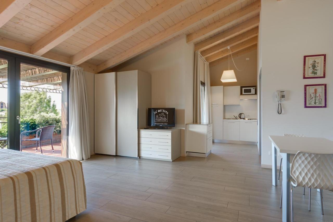 Ca Dell'Orto Rooms & Apartments Verona Bagian luar foto